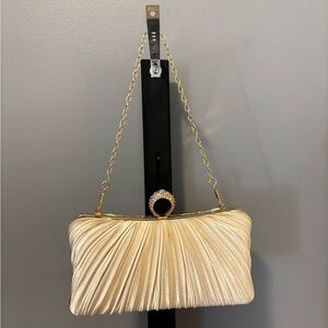 Elegant Party Clutch Purse with Sparkly Ring Clasp